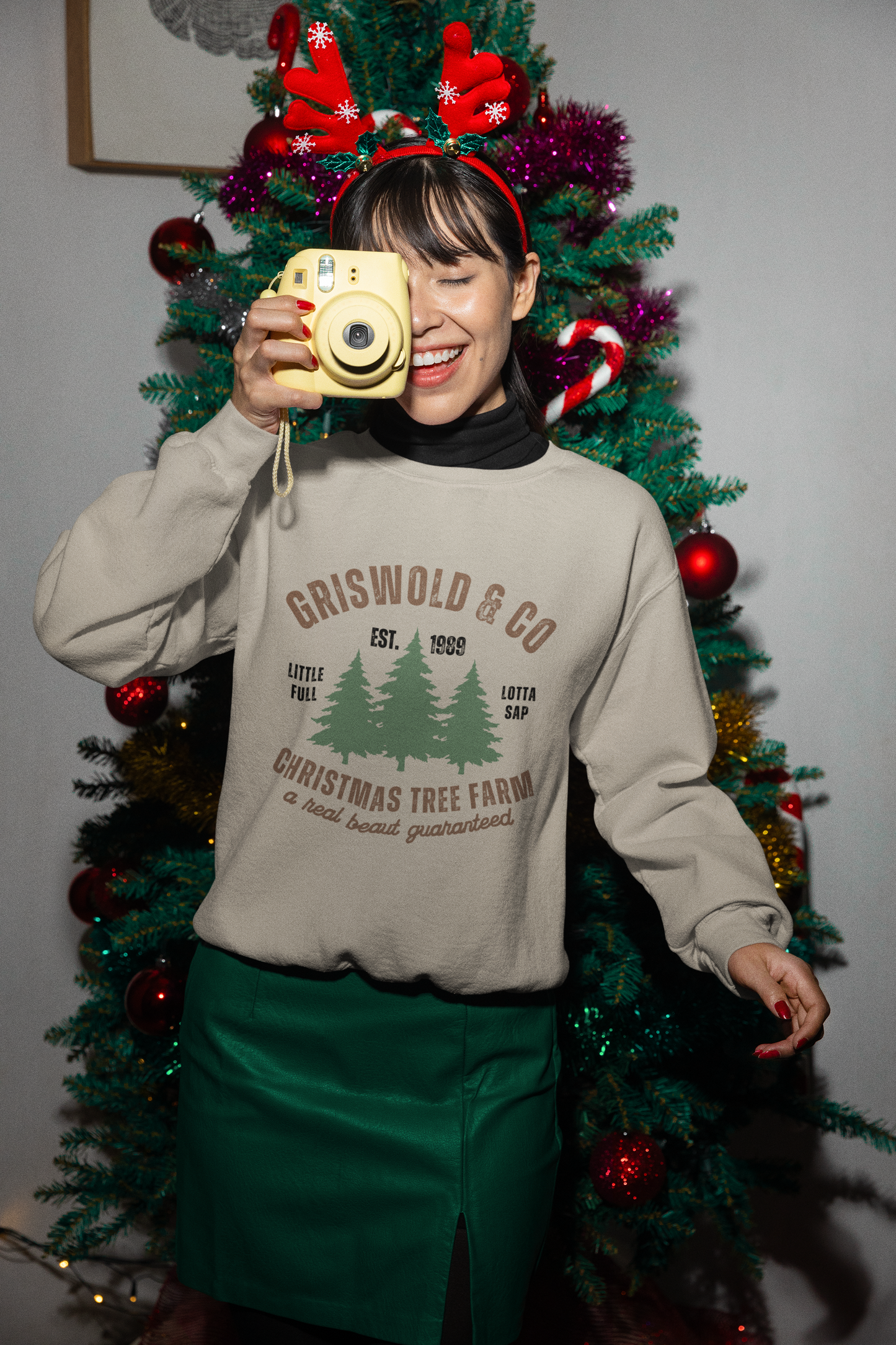 Griswold & Co. Christmas Crewneck Sweatshirt